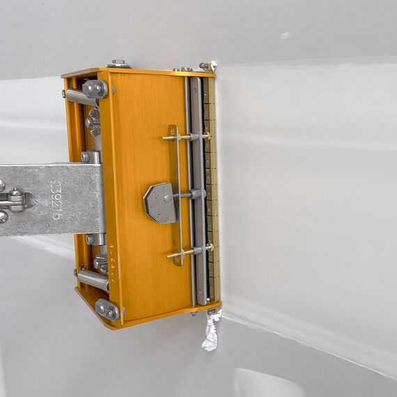 TapeTech 7" EasyClean Finishing Box for Applying Joint Compound to Drywall Joints, 6 image