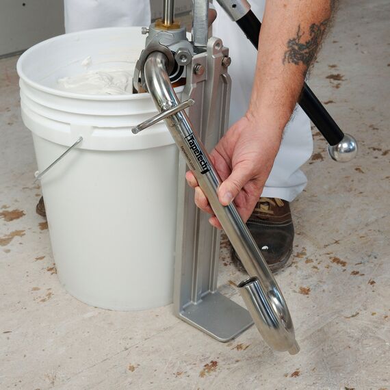 TapeTech Gooseneck Adapter for Filling Automatic Tapers, 2 image