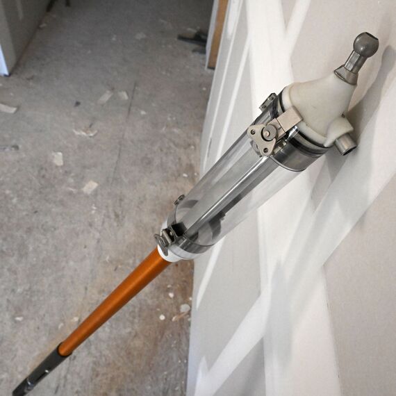 TapeTech MudRunner Pro for Applying Joint Compound to Inside and Outside Drywall Corners, 4 image